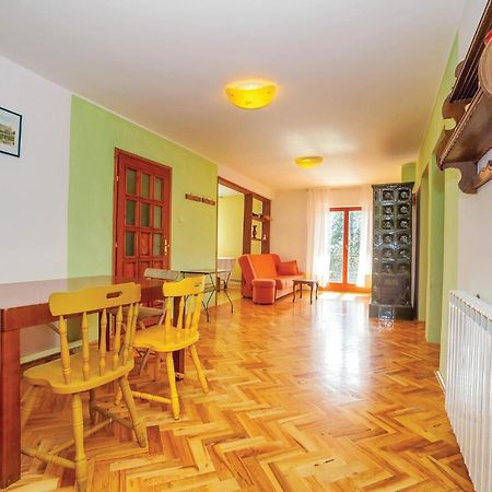 7 Bedroom Pet Friendly Home In Crni Kal Crni Kal  외부 사진